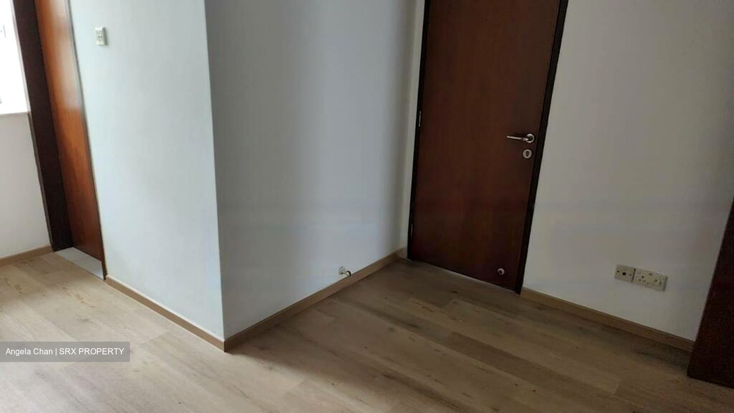 Cambridge Road (D8), Terrace #432428691